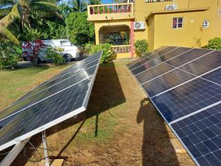 Griffiths Guest House - 8