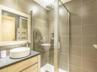 Duplex 4 étoiles avec Piscine, SPA, et Accès Pistes - 10 pers, 92 m², 3 ch + Coin Montagne - FR-1-461A-20 - 6