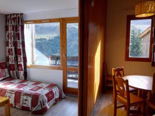 Méribel: Appartement 3 pièces avec mezzanine, balcon, accès direct aux pistes - FR-1-355-186 - Méribel - 9