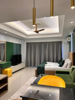 Ocean Breeze Negombo- TidesEnd Luxury Beach Apartments - Negombo - 2