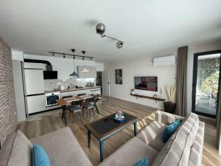 Platinum Luxury Industrial 3 Room Unit Center FreePark - Plovdiv - 0