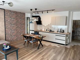Platinum Luxury Industrial 3 Room Unit Center FreePark - Plovdiv - 3