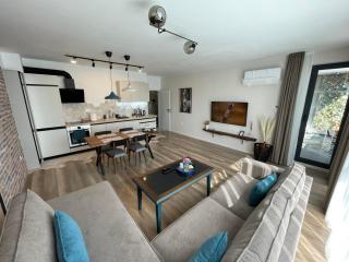 Platinum Luxury Industrial 3 Room Unit Center FreePark - Plovdiv - 2
