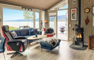 Beautiful Home In Eidsvåg I Romsdal - 9