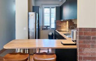 Gorgeous Home In Bourg Les Valence - Bourg-lès-Valence - 6