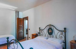 Lovely Home In Villa Torre Di Cingoli - 3