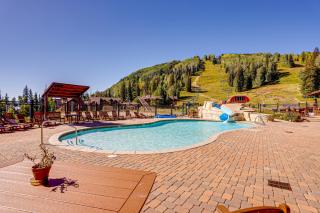 Walk to Ski Lift Condo with Hot Tub in Durango! - 8