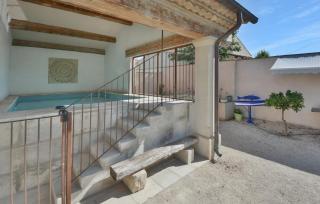 Stunning Home In Noves With Wifi - 1