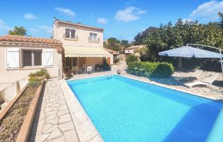 Amazing Home In Assignan - 9