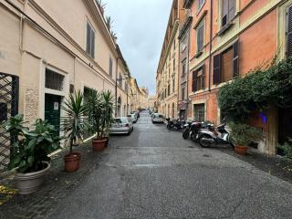Le Due Torri in Rione Monti - 6