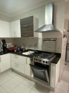 Apartamento à uma quadra da praia Guarujá - 4