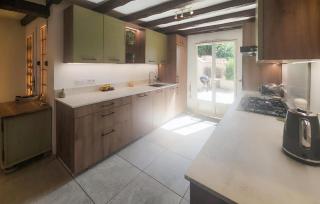 Amazing Home In Assignan - 6