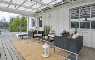 Stunning Home In Degerfors With Sauna - 2