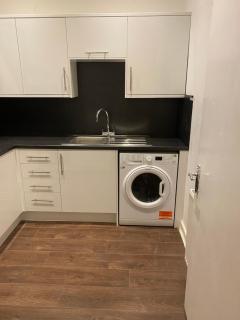 Central Morrison Street Apartment - 1
