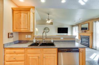 Pet-Friendly Home with Patio and Grill in Pueblo West - Pueblo West - 2