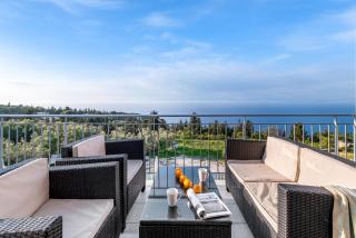 Gkountis Deluxe King Suite 2 - 8