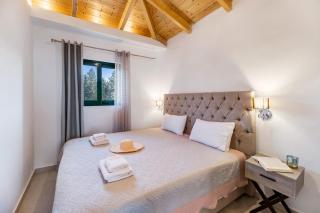 Gkountis Deluxe King Suite 2 - 1