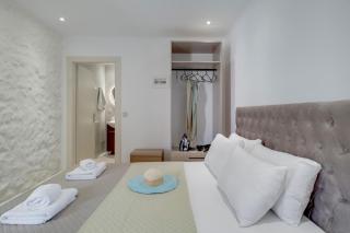 Gkountis Deluxe Studio - 1