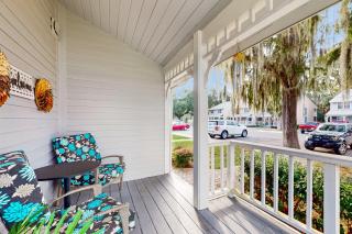 Lakeside Serenity Retreat - Inverness - 5