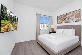 Lovely 5BR Home with Pvt pool and 15 mins to Disney - 8