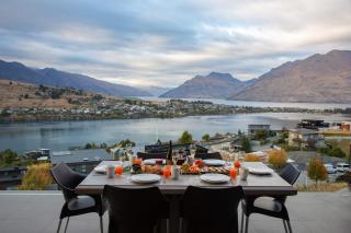 Alpine Edge Villa- AC- Free Parking- Hot Tub- BBQ - Queenstown - 0