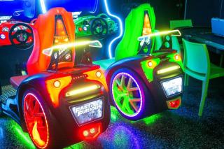 BigBiggie with Waterslide and 100k Game Room - Indio - 7