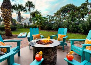 Beachside Bliss Upscale Townhome Steps to Beach - Destin - 7
