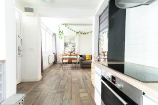 Superb Location & Chic Suite w' 2Bedroom - Budapest - 5