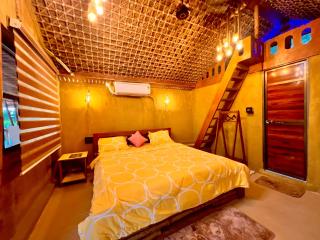 La Pahi Palace- Banquet and Resort - 5