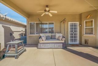 Family Fun Retreat Themed Rooms BBQ & Golf Course - Avondale - 2