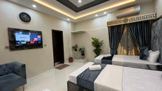 Hotel new royal palace - Lahore - 1