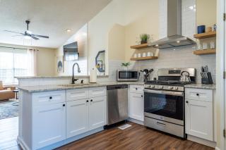 Affordable 4-Bedroom Retreat Near DT Cartersville - Cartersville - 2
