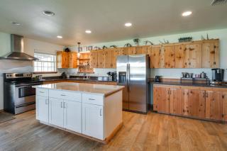 Texas Nature Escape Lake and Game Room Access - 5