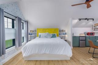 Cozy Studio Loft W Soaking Tub & Patio - 2