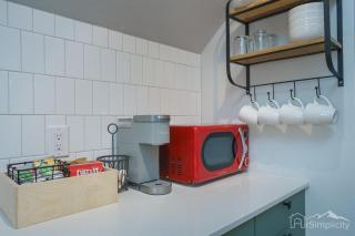 Cozy Studio Loft W Soaking Tub & Patio - 3