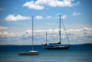 Barefoot Beach Retreat - Northport - 3