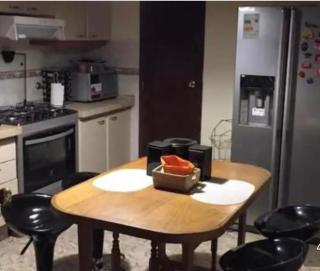 Amplio depto,parqueo,zona exclusiva - 4