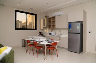 Elegant & Spacious Apartment - Riyad - 5