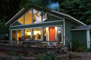 Modern cabin on 40 acres. Near Honor. A/C. Pet ok. - Beulah - 7