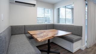 Fantastic Location Spacious 4 Bed, Village Location Shared Hot Tub - Whistler - 5