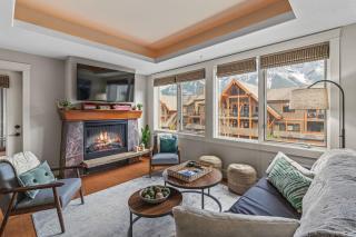 Luxury Rockies Retreat 1BR with Views - 4