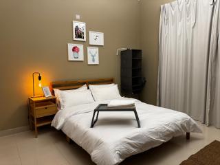 1BR unit in a townhouse with great outdoors and patio - Dubai - 5