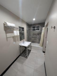 Star Inn Hotel - Maywood - 7