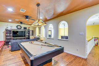 Beachfront Home with Deck and Views in Freeport! - Freeport - 8