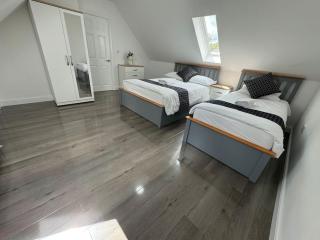 5-Bedroom Cottage in New Waltham, Grimsby - Grimsby - 7