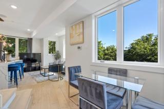 Modern 5-Bedroom Apartment with Rooftop & Garden in Capitol Hill - 7