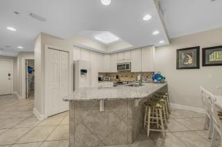 San Carlos 1604 by Vacation Homes Collection - 3