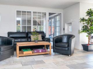 Luxury Thatched Retreat - By Traum Ferienwohnungen - 2