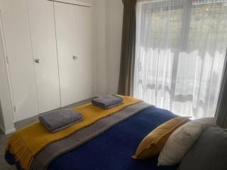 Gorgeous views, 2 bed beechwood apartment! - Queenstown - 7