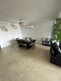 4BedRoom PentHouse Retreat In Central Business District with City Views - Dar es Salaam - 1